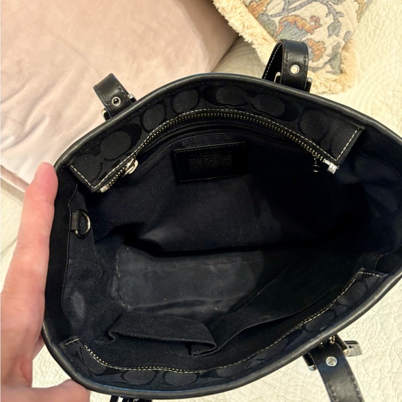 Coach Black Classic Tote Bag - Picture 6 of 9